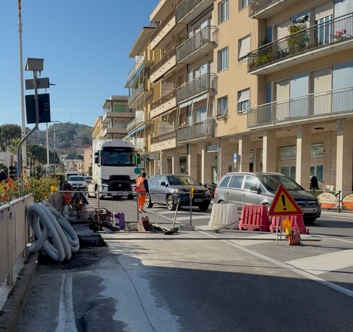 Albissola, nuovo semaforo a chiamata sull'Aurelia: in funzione dopo le festività natalizie