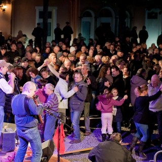 Danze popolari in piazza a Loano