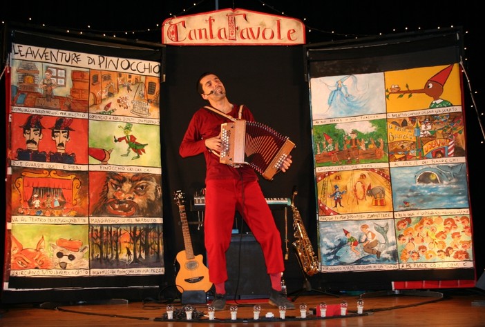 Loano: sarà "Il Cantafavole" ad inaugurare la rassegna di teatro ragazzi al Giardino del Principe Loano: sarà "Il Cantafavole" ad inaugurare la rassegna di teatro ragazzi al Giardino del Principe