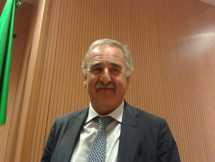 Sanità, De Vincenzi: "Tre emendamenti al piano sanitario per il Santa Corona, Albenga e Cairo" Sanità, De Vincenzi: "Tre emendamenti al piano sanitario per il Santa Corona, Albenga e Cairo"