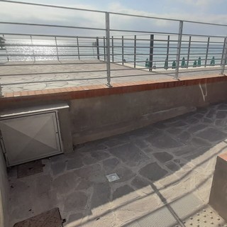 Laigueglia, realizzata una rampa di transito per sedie a rotelle Laigueglia, realizzata una rampa di transito per sedie a rotelle