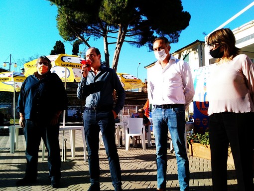 Patrizia Lanfredi da Andora verso la Regione: "Sono pronta a portare la mia esperienza politica ad un livello superiore" Patrizia Lanfredi da Andora verso la Regione: "Sono pronta a portare la mia esperienza politica ad un livello superiore"