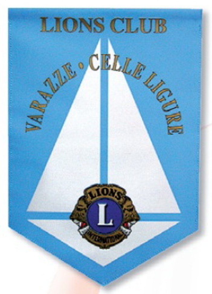 Lions Club Varazze-Celle: cerimonia consegna sedia trasporto malati alla CRI di Varazze Lions Club Varazze-Celle: cerimonia consegna sedia trasporto malati alla CRI di Varazze