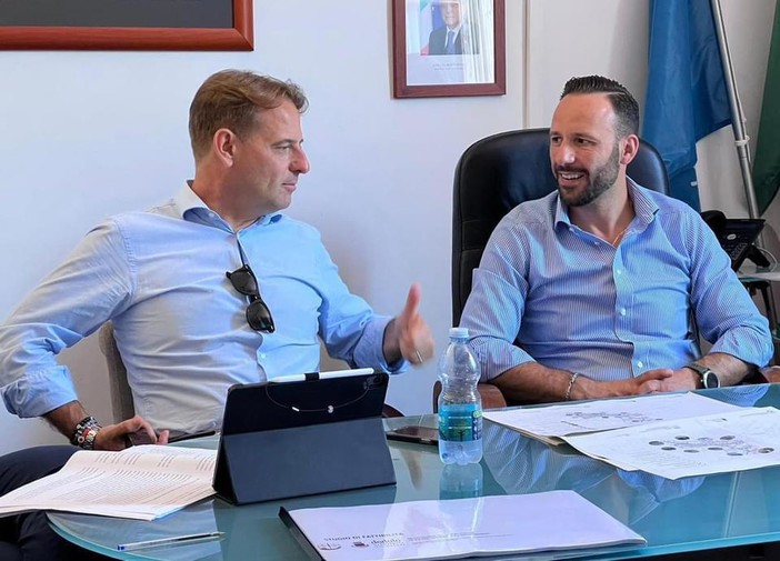 L'assessore regionale Scajola in visita a Toirano, il Comune in prima linea per gli interventi di rigenerazione urbana (FOTO) L'assessore regionale Scajola in visita a Toirano, il Comune in prima linea per gli interventi di rigenerazione urbana (FOTO)