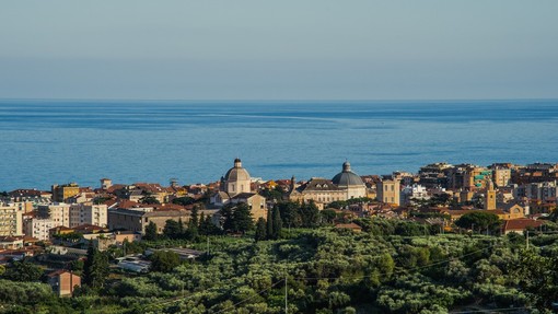 Liguria, il mercato delle seconde case continua a crescere: boom di affitti turistici. Fiaip: "Sistema ricettivo che completa l'offerta turistica" Liguria, il mercato delle seconde case continua a crescere: boom di affitti turistici. Fiaip: "Sistema ricettivo che completa l'offerta turistica"