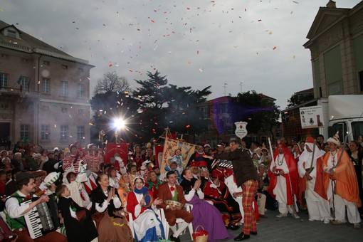 Loano: domenica la gran sfilata delle maschere concluderà il carnevale