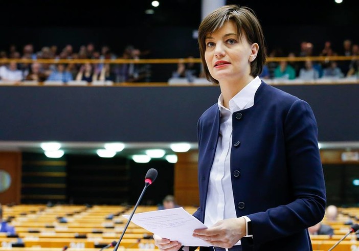 L'eurodeputata Lara Comi in arrivo a Carcare L'eurodeputata Lara Comi in arrivo a Carcare