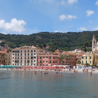 Ponte del 2 giugno, Confcommercio: "Un ottimo inizio per la stagione estiva 2023" Ponte del 2 giugno, Confcommercio: "Un ottimo inizio per la stagione estiva 2023"