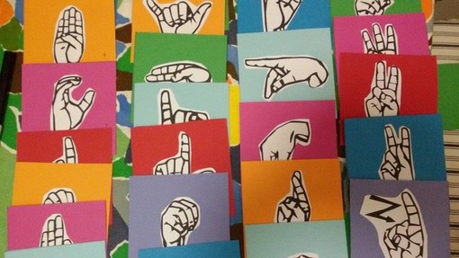 Salute e sociale: al via uno sportello inclusivo per le prenotazioni sanitarie per chi usa la lingua dei segni