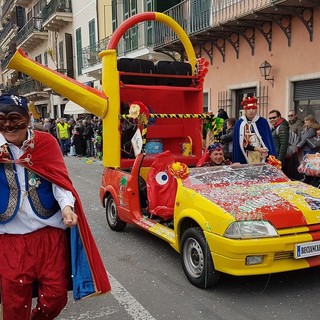 A Loano la "Sfilata storica" con decine di maschere di carnevale provenienti da tutta Italia A Loano la "Sfilata storica" con decine di maschere di carnevale provenienti da tutta Italia