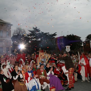 Domenica a Loano, con la Gran Sfilata delle Maschere di chiuderà il Carnevaloa 2014