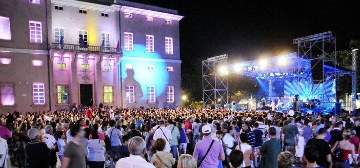 Loano: sabato 20 giugno notte bianca