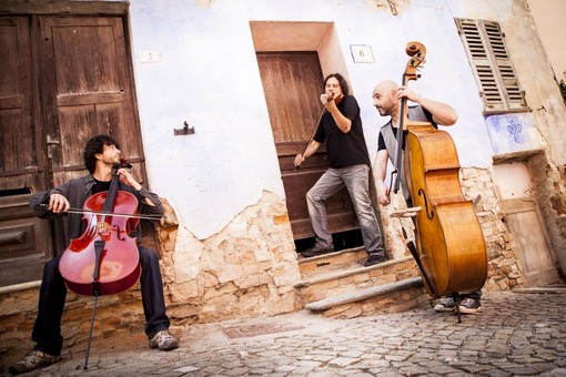 Loano, al via la decima edizione di "Dischi volanti… incontri ravvicinati con dischi, libri, parole e suoni"