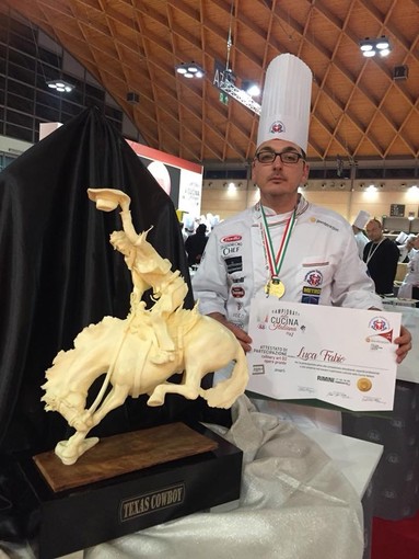 Medaglia d'oro per il loanese Luca Fabio ai campionati di cucina di Rimini Medaglia d'oro per il loanese Luca Fabio ai campionati di cucina di Rimini