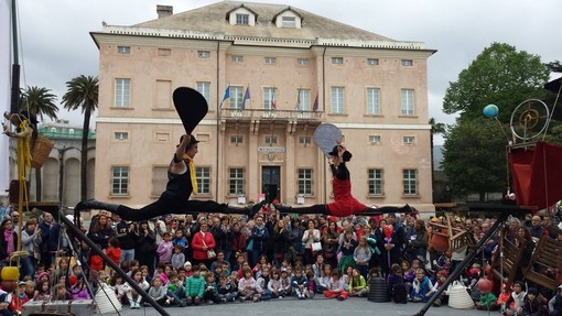 Loano impazza per gli "artisti in piazza"