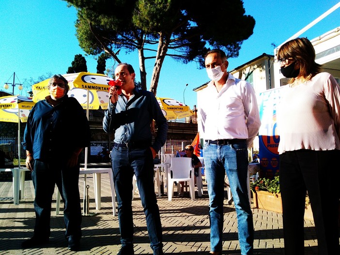 Patrizia Lanfredi da Andora verso la Regione: "Sono pronta a portare la mia esperienza politica ad un livello superiore" Patrizia Lanfredi da Andora verso la Regione: "Sono pronta a portare la mia esperienza politica ad un livello superiore"