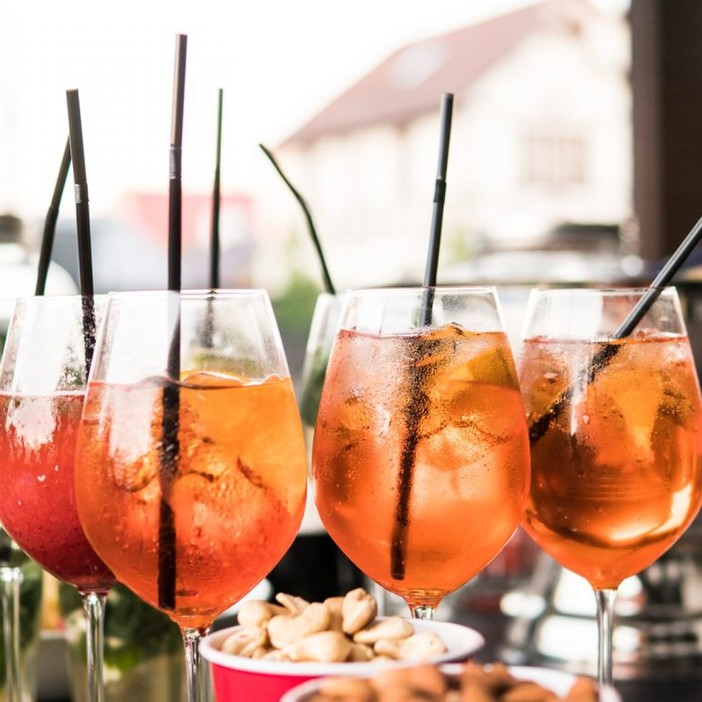 Lo Slow Food si fa liquido: Drink-Lab e Food con la barlady Ottavia Castellaro Lo Slow Food si fa liquido: Drink-Lab e Food con la barlady Ottavia Castellaro
