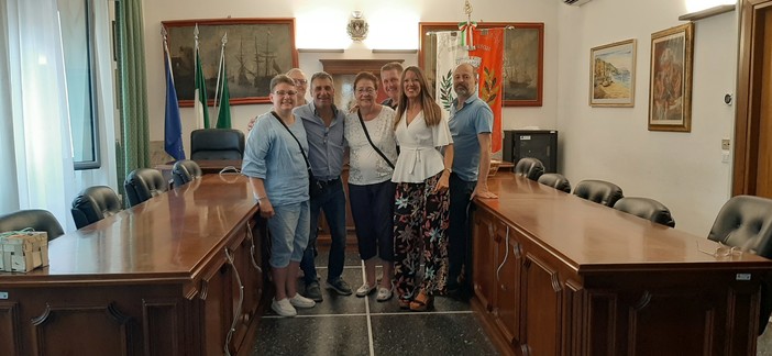 Laigueglia incontra una delegazione proveniente dalla città tedesca di Hoehr-Grenzhausen (FOTO) Laigueglia incontra una delegazione proveniente dalla città tedesca di Hoehr-Grenzhausen (FOTO)