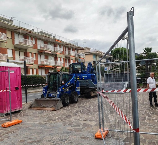 Ceriale, riprendono i lavori per la nuova passeggiata: cantiere su 480 metri Ceriale, riprendono i lavori per la nuova passeggiata: cantiere su 480 metri