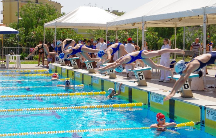 Mattinata di podi per gli atleti savonesi in gara a Loano per il 16° Meeting Internazionale di Nuoto Città di Loano Mattinata di podi per gli atleti savonesi in gara a Loano per il 16° Meeting Internazionale di Nuoto Città di Loano