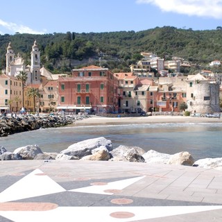 Laigueglia, un borgo attento alle famiglie: approvato il bando per l’assegnazione di contributi per il sostegno alla locazione