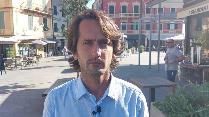 Varazze, il sindaco Pierfederici difende a spada tratta l'assessore Calcagno: "Per lei accuse folli e strumentali" Varazze, il sindaco Pierfederici difende a spada tratta l'assessore Calcagno: "Per lei accuse folli e strumentali"