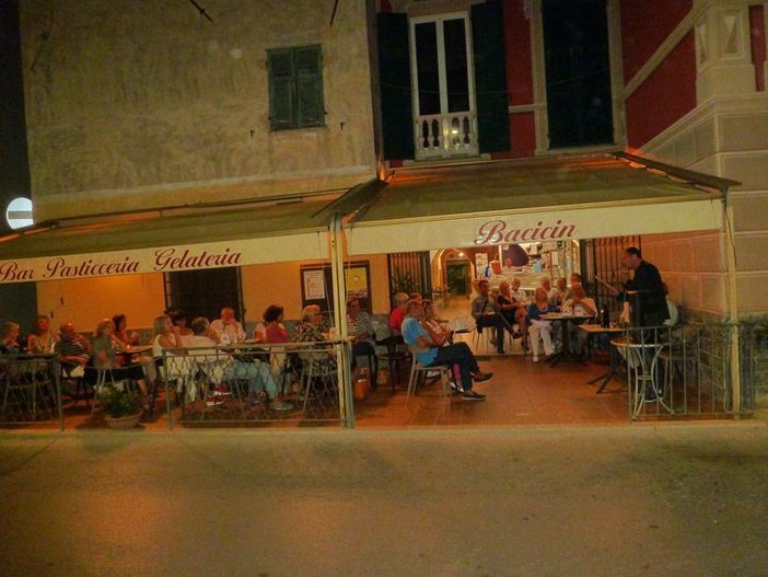 Ceriale, tutto pronto per la 17ª edizione di "Leggevamo 4 libri al bar"