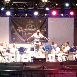 Loano, il concerto della Fanfara di Presidio del Comando Marittimo Nord per celebrare la Madonna della Visitazione (FOTO)