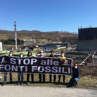 Blitz di Legambiente in Val Bormida per dire basta alle fonti fossili