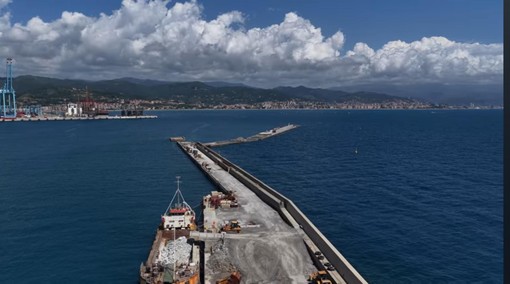 Immagini tratte dal video sul canale YouTube Ports of Genoa
