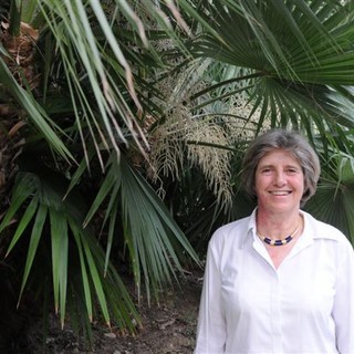 Circolo degli Inquieti: il 22 aprile a Savona la consegna del premio "Gallesio" a Lady Hanbury