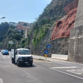 Frane in Lungomare Matteotti a Savona, riaperta la strada: circolazione torna alla normalità Frane in Lungomare Matteotti a Savona, riaperta la strada: circolazione torna alla normalità