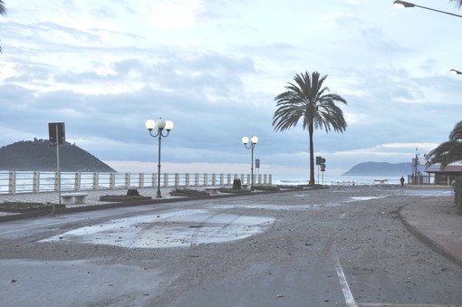 Grandi sul Lungomare: nuova mostra a Albissola Marina in agosto Grandi sul Lungomare: nuova mostra a Albissola Marina in agosto
