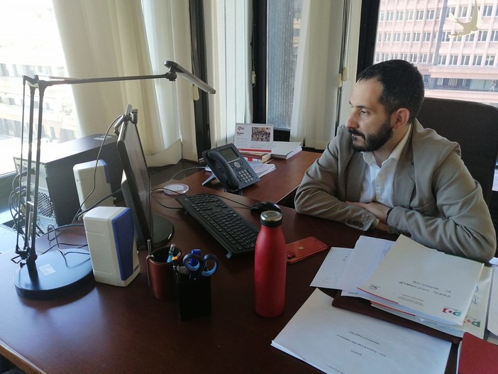 Lavoro, Garibaldi (Pd): “Per Toti e la sua Giunta, il salario minimo non è la priorità"