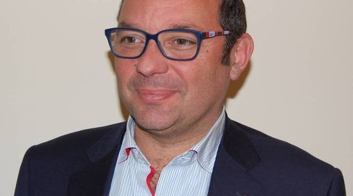 Eletto lunedì scorso il nuovo comitato direttivo del Distretto Florovivaistico della Liguria CondividiFacebookTwitterPrint Eletto lunedì scorso il nuovo comitato direttivo del Distretto Florovivaistico della Liguria CondividiFacebookTwitterPrint