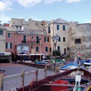 Laigueglia entra nel "club" dei "Borghi Marinari storici" Laigueglia entra nel "club" dei "Borghi Marinari storici"