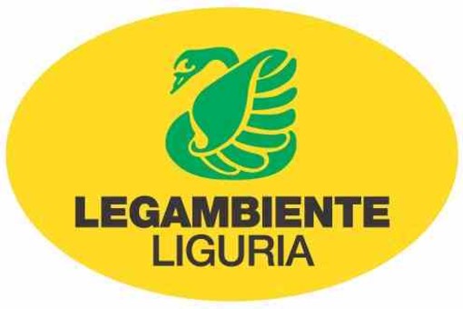 Vado Ligure, oggi la conferenza stampa di Legambiente sul dossier &quot;Stop al carbone&quot;