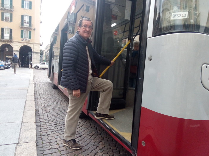 Tpl Linea racconta Michele Costantini: "Mai avuto l’auto privata, da 70 anni salgo e scendo dai bus di linea" Tpl Linea racconta Michele Costantini: "Mai avuto l’auto privata, da 70 anni salgo e scendo dai bus di linea"