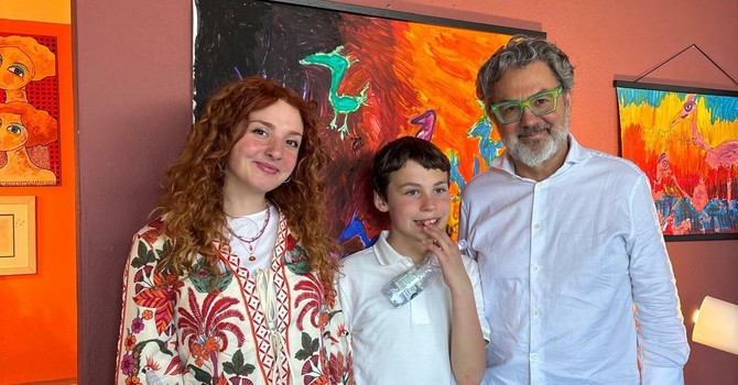 Carla Paura, il giovane artista Nicolò De Falco e Alessandro Scarpati Carla Paura, il giovane artista Nicolò De Falco e Alessandro Scarpati