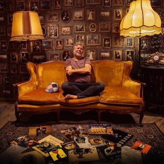 Alassio, Marco Ghini lancia il suo vinile "Mi faccio di vita"