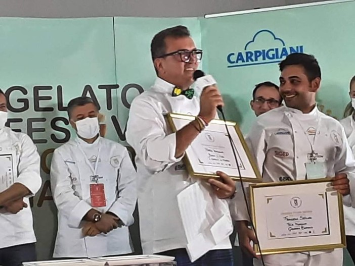 Varazze, Marco Venturino e il suo gelato "Bocca di Rosa" volano in finale a Miami Varazze, Marco Venturino e il suo gelato "Bocca di Rosa" volano in finale a Miami