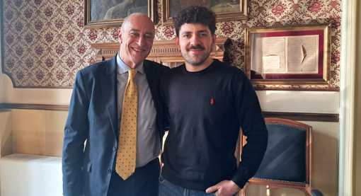 Dalla tensione in aeroporto a Dubai tra le bombe al ritorno a casa: Alassio riabbraccia Giacomo Aicardi