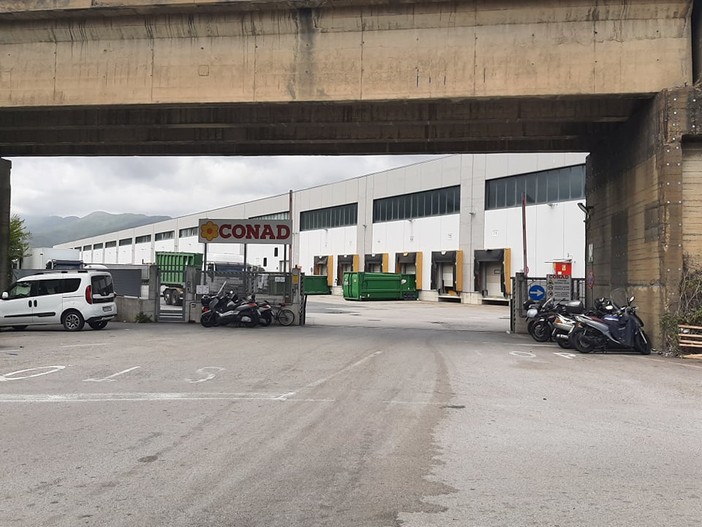 Quiliano, spostamento magazzino Conad a Fossano: i sindacati proclamano lo sciopero per il 3 agosto Quiliano, spostamento magazzino Conad a Fossano: i sindacati proclamano lo sciopero per il 3 agosto