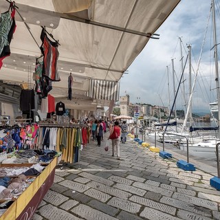 "Il Mercato Riviera delle Palme" torna in darsena a Savona