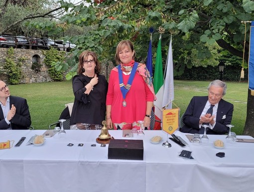 Maria Federica Crotti nuovo presidente del Rotary Albenga Maria Federica Crotti nuovo presidente del Rotary Albenga