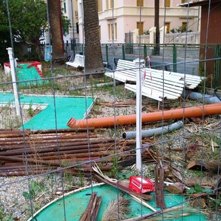 Finale Ligure Viva torna sulla questione del minigolf: "Il sindaco risolva il problema"