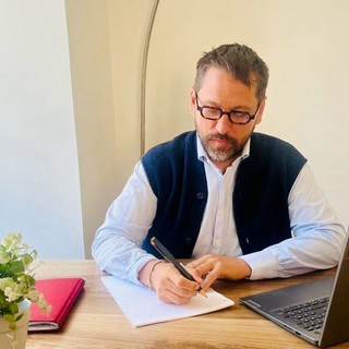 Nasce “È per te”: il nuovo brand educativo firmato dal Dott. Marco Barra Nasce “È per te”: il nuovo brand educativo firmato dal Dott. Marco Barra