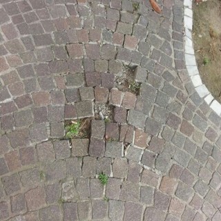 Qual è lo stato di salute dei marciapiedi di Albenga?