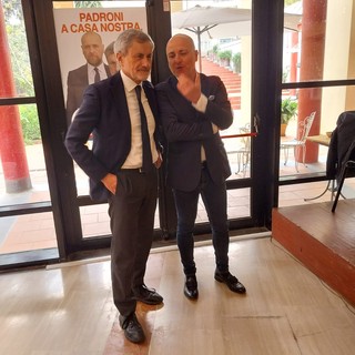 Presidio ad Albenga per il Ppi dell'ospedale, anche il Movimento Indipendenza in piazza con cittadini e operatori