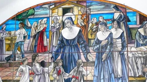 Savona, la Casa madre delle Figlie di Misericordia apre al pubblico per la seconda ricorrenza dell'apparizione della Vergine Savona, la Casa madre delle Figlie di Misericordia apre al pubblico per la seconda ricorrenza dell'apparizione della Vergine